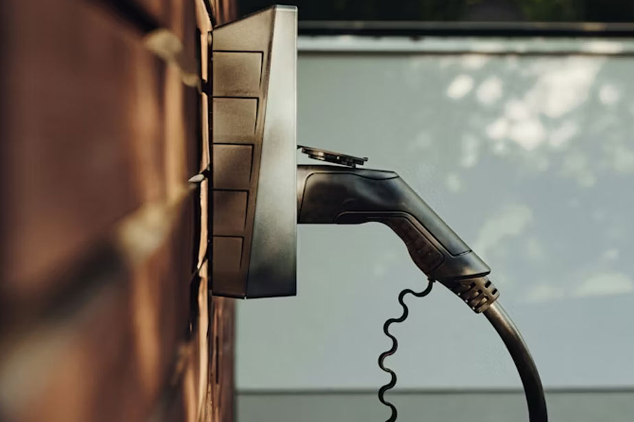 Free (or nearly free) installation of an EV charging station