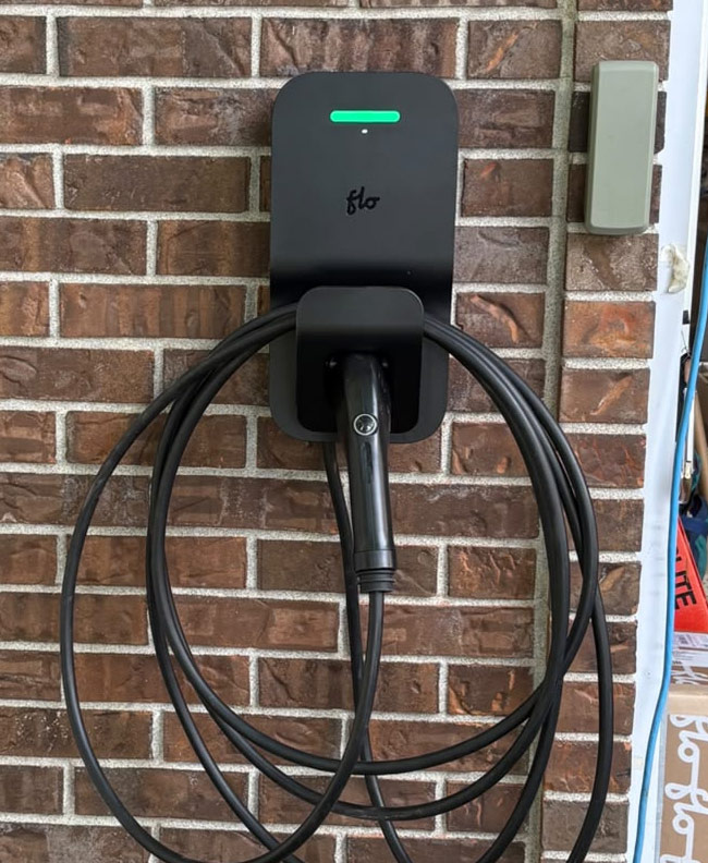 EV charger installed in Brossard by bornotto