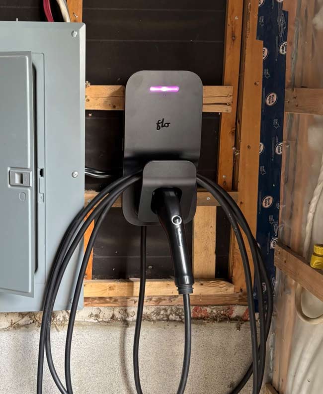 EV charger installed in Saint-Basile-le-Grand by bornotto